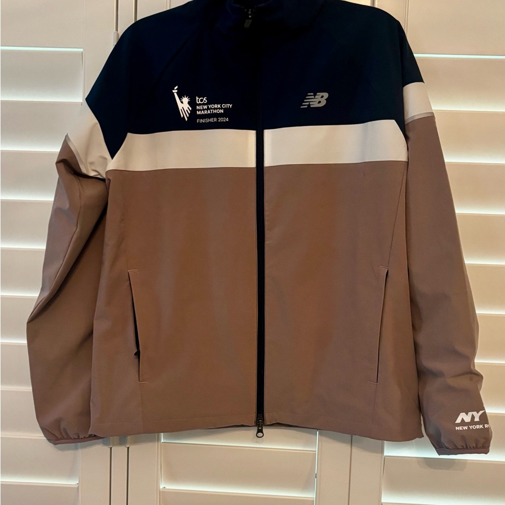 2024 NYC Marathon Finisher Jacket - Women's Small. Brand-new!